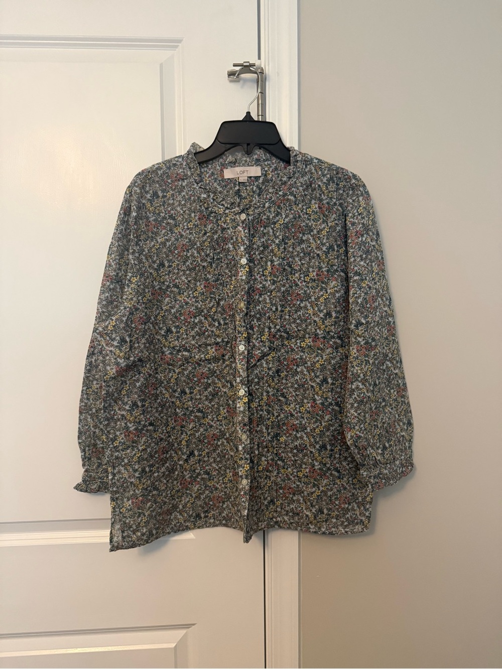 LOFT Petite Floral Print Button-Front Top in Multi